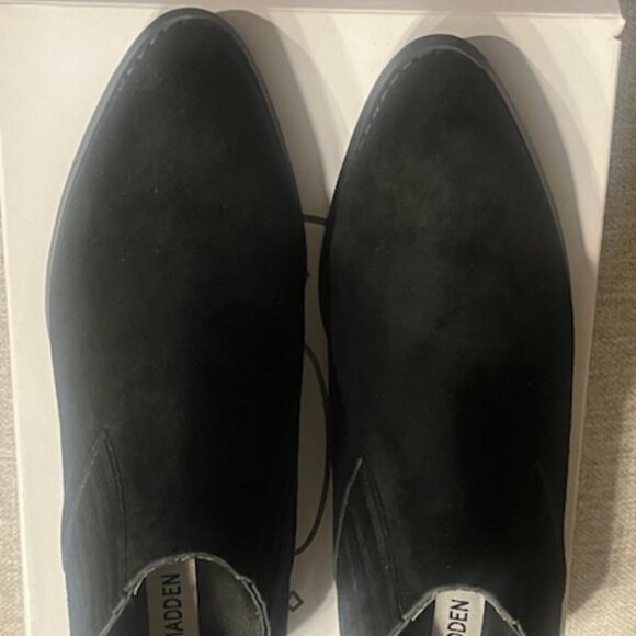 NWOT Steve Madden Barnett Leather Suede Low Heel Ankle Bootie - Picture 2 of 4